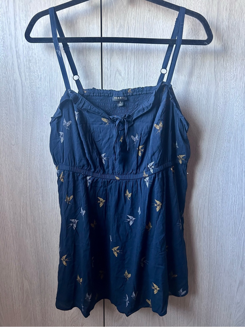Torrid Navy Blue Bird Print Babydoll Cami Tank Top Size 0 / Large